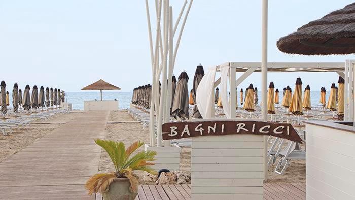Hotel Mia Restaurant Airport Rimini Bagian luar foto