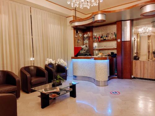 Hotel Mia Restaurant Airport Rimini Bagian luar foto